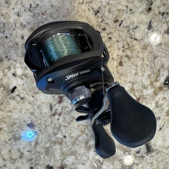 Lew's Speed Spool Baitcast Reel LFS - Right - 6:8:1SSG1H - Picture 5 of 8